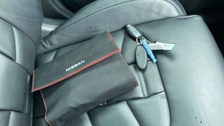 Nissan Qashqai 1.3 DiG-T N-Motion 5dr Petrol Hatchback